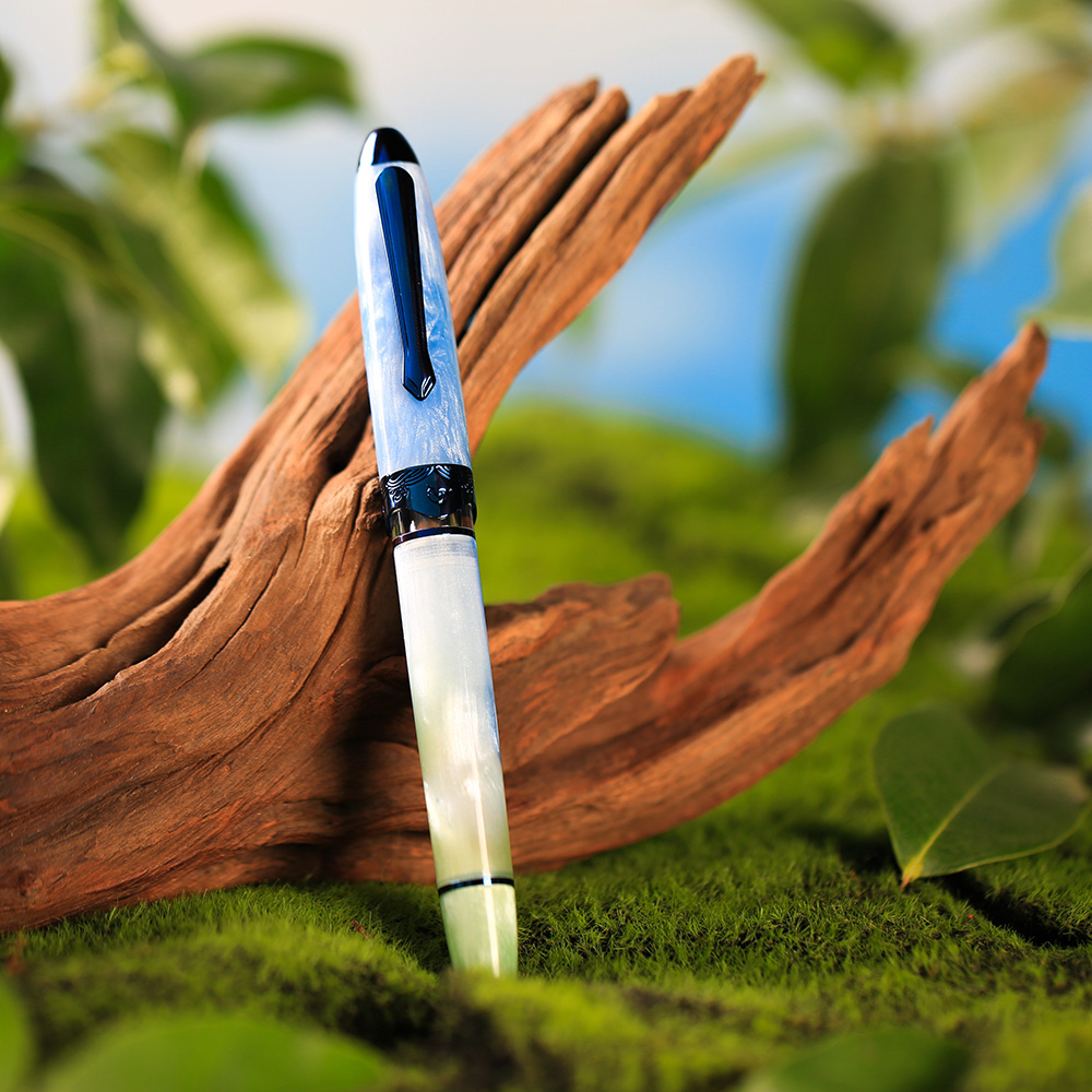 Nahvalur Horizon Habitat BT Fountain pen Nahvalur Horizon Habitat BT Fountain pen