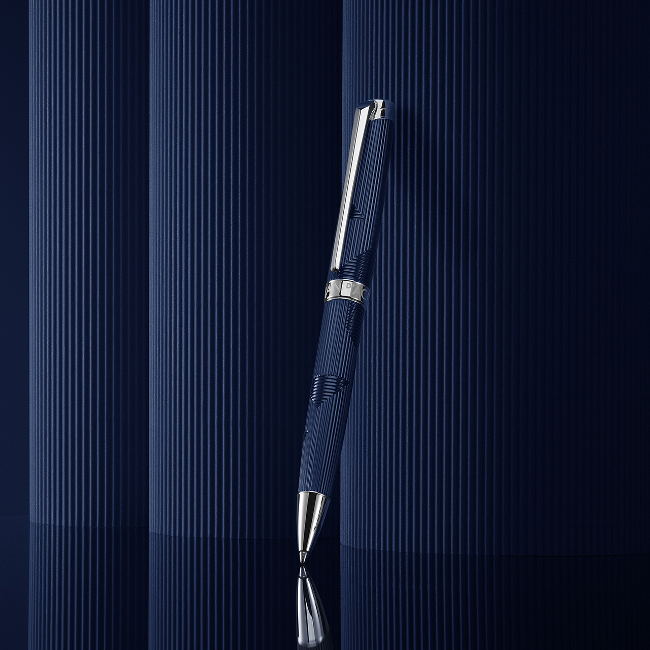 Caran d'Ache Léman Bleu Marin Fountain pen Caran d'Ache Léman Bleu Marin Fountain pen