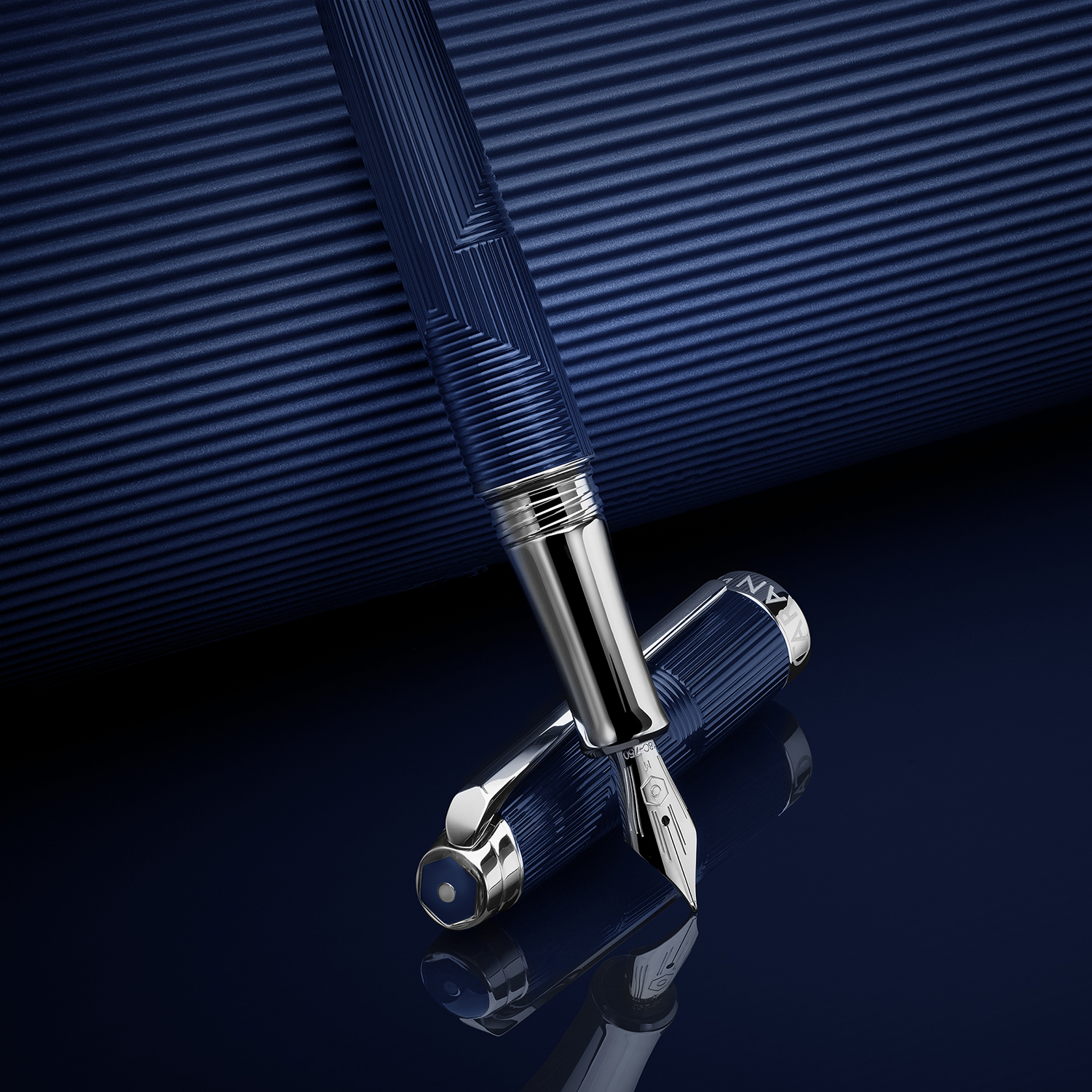Caran d'Ache Léman Bleu Marin Fountain pen Caran d'Ache Léman Bleu Marin Fountain pen