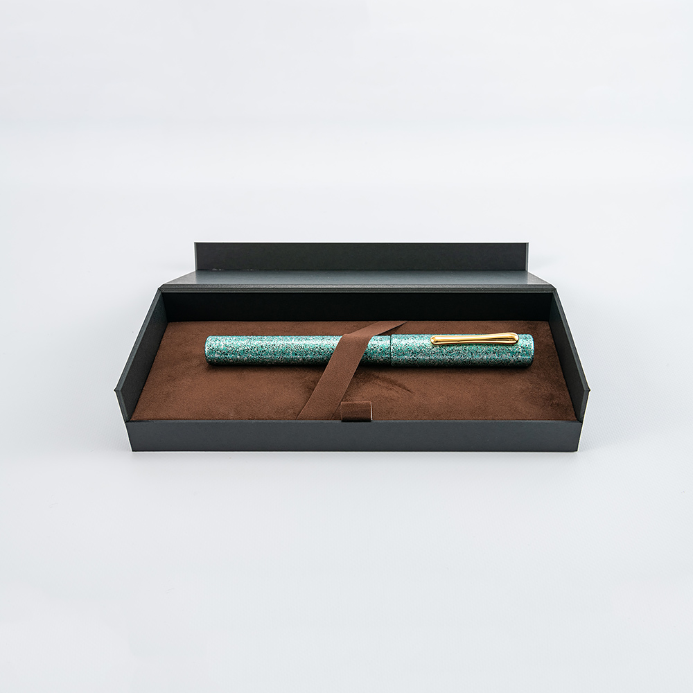 Taccia Granite Stone Green Fountain pen
