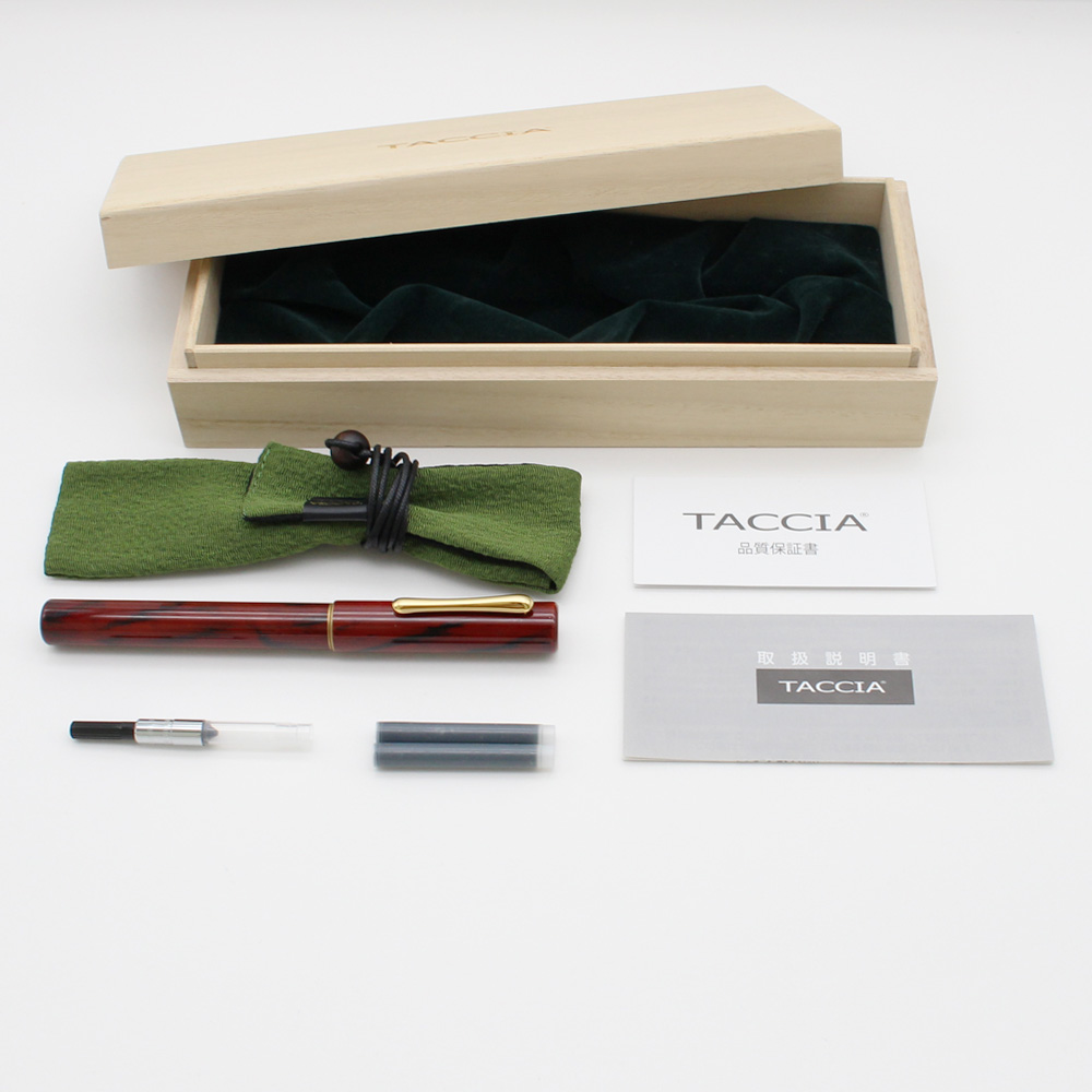 Caneta-tinteiro Taccia Hare-hi Yoi-enbu