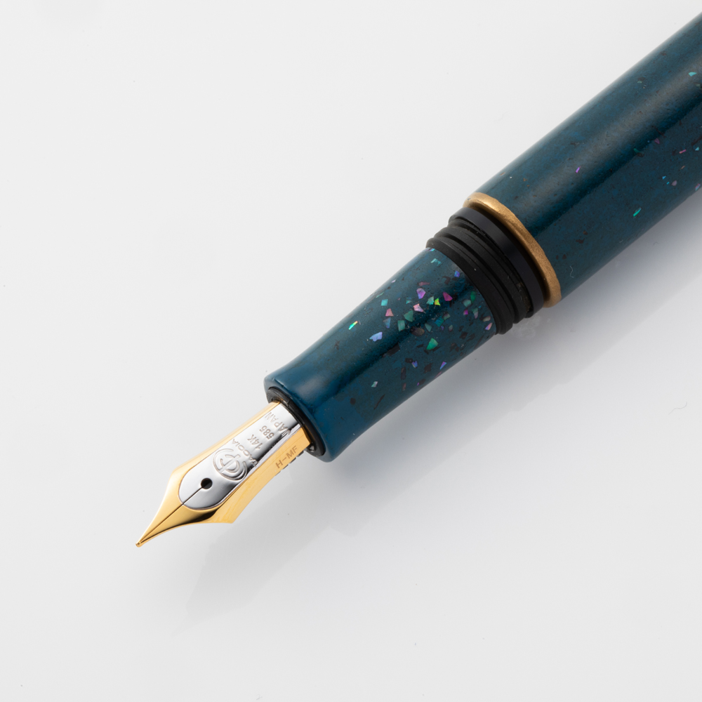 Taccia Hyakko Hisho II Hoshikage Fountain pen