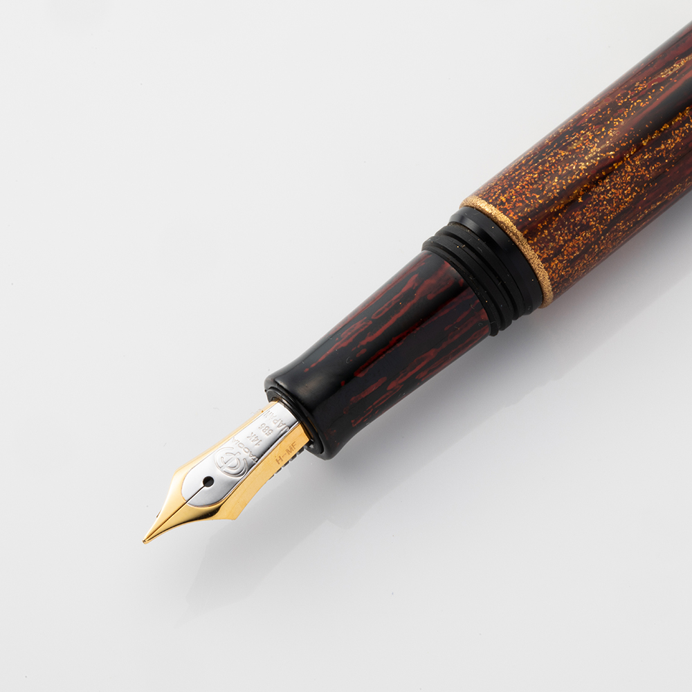 Taccia Hyakko Hisho II Tomoshibi Fountain pen Taccia Hyakko Hisho II Tomoshibi Fountain pen