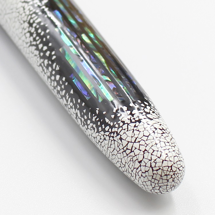 Taccia Miyabi Empress Maki-e Winter Breath LE Fountain pen