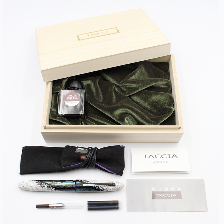 Taccia Miyabi Empress Maki-e Winter Breath LE Reservoarpenna