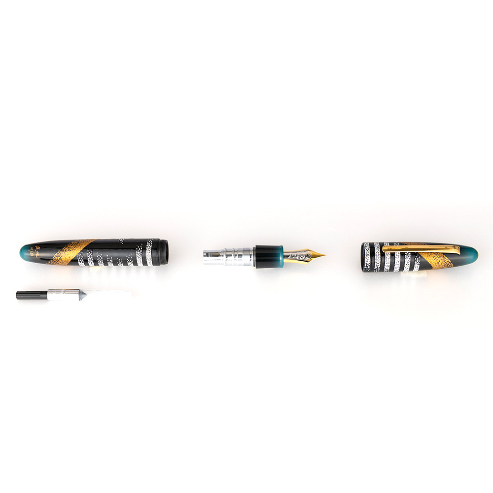 Taccia New Kazae Seasonal Western Wind Fountain pen Taccia New Kazae Seasonal Western Wind Fountain pen