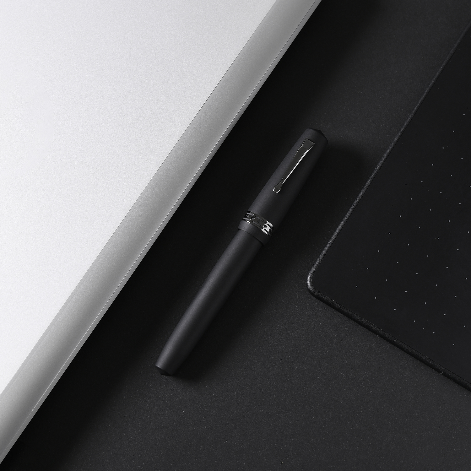 Radius Settimo Nero Essenza Opaco RT Füllfederhalter